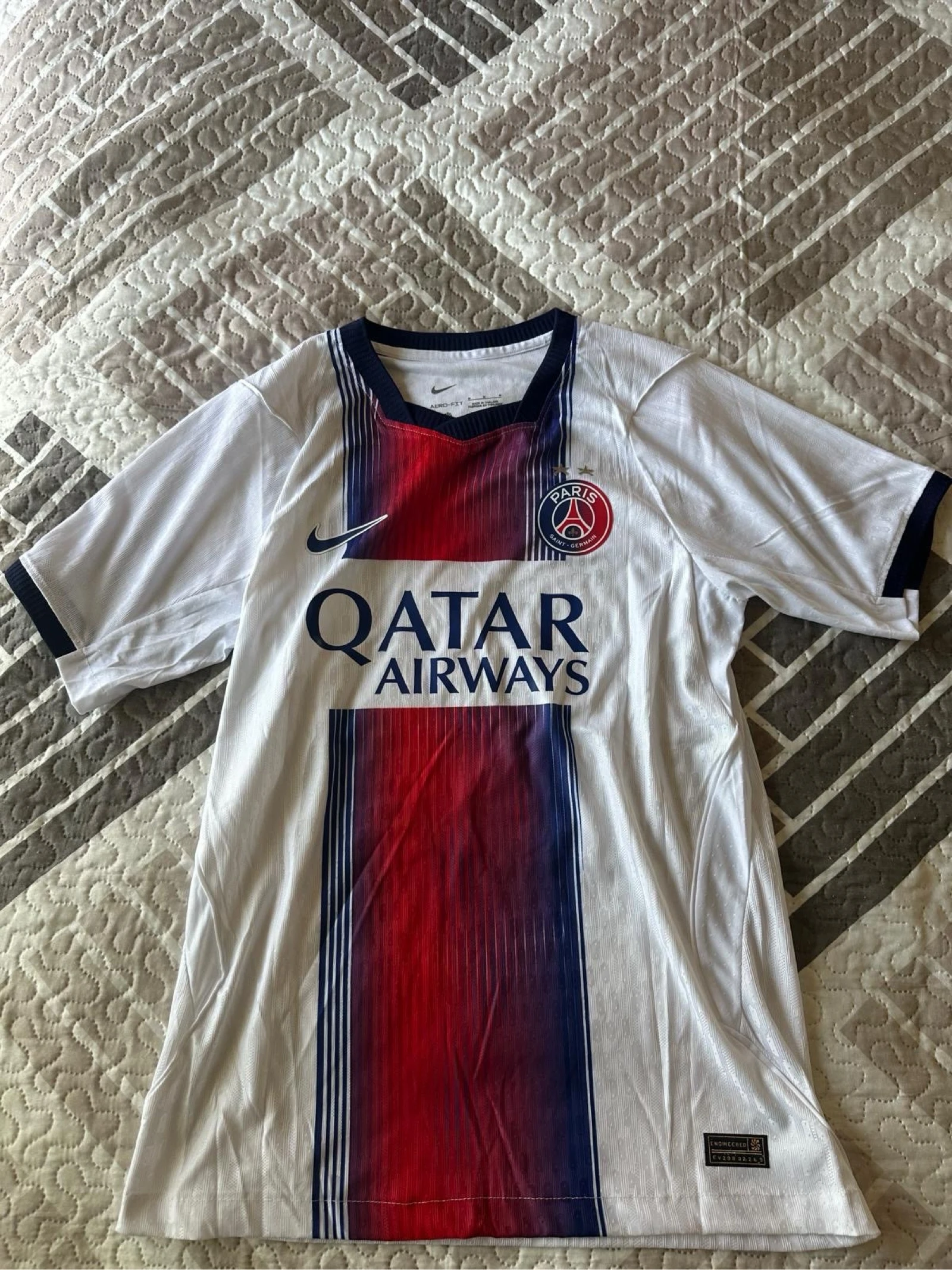 Camiseta de doue en el psg